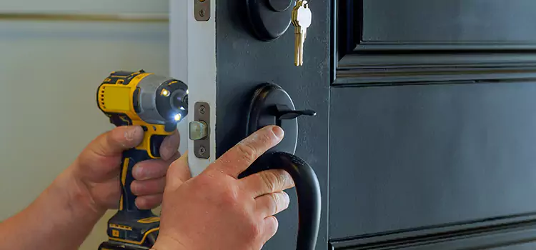Commercial Door Lock Installation Massapequa Park